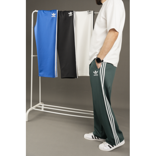 Adidas 3 line sweatpants